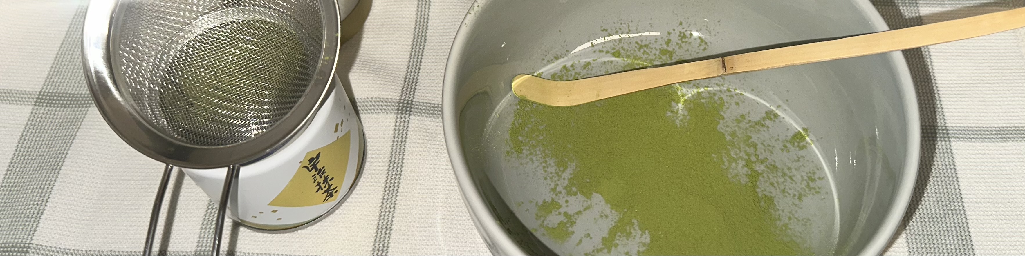 Picture of a sifter on a can of matcha on the left, and a bowl with matcha and scoop inside on the right.